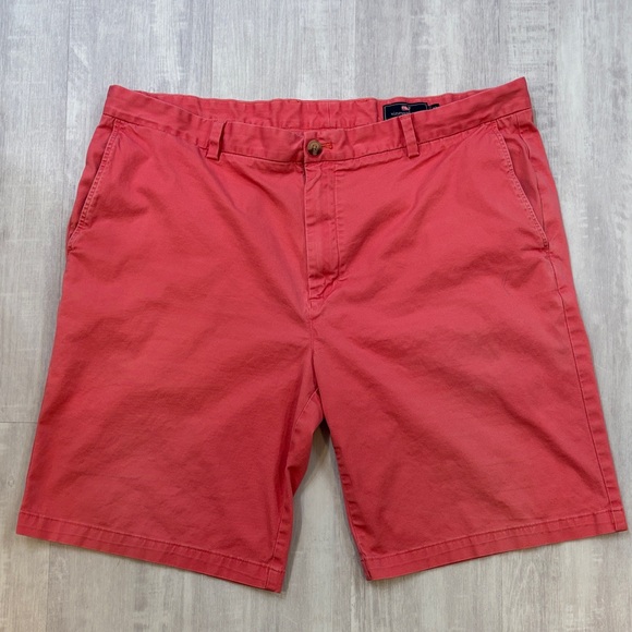 Vineyard Vines Other - Vineyard Vines Coral Flat Front Shorts